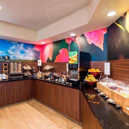 Fairfield Inn And Suites St Petersburg Clearwater Pinellas Park Exteriör bild