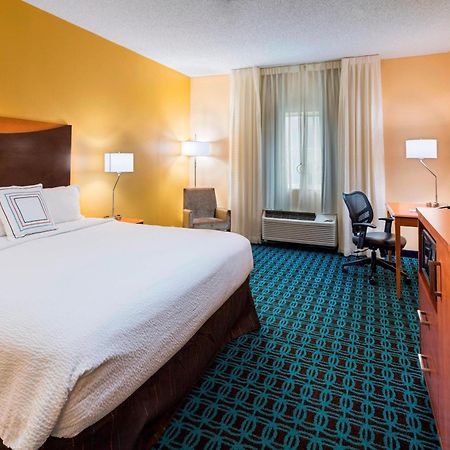 Fairfield Inn And Suites St Petersburg Clearwater Pinellas Park Exteriör bild
