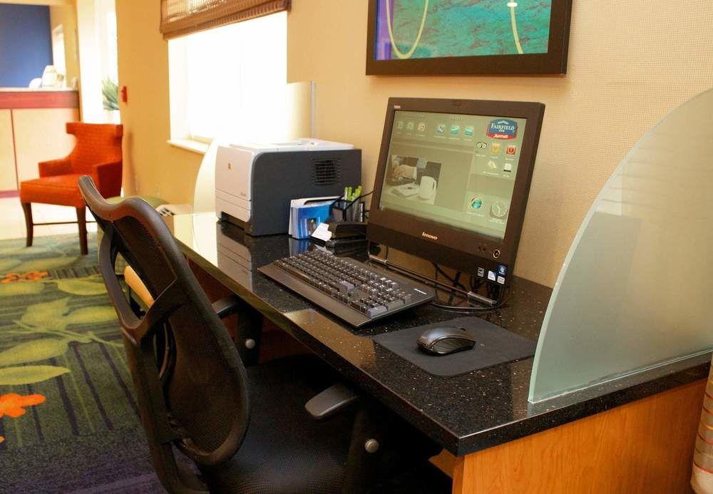 Fairfield Inn And Suites St Petersburg Clearwater Pinellas Park Exteriör bild
