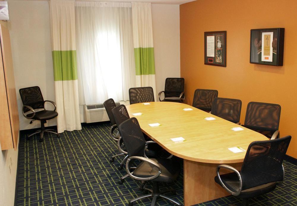 Fairfield Inn And Suites St Petersburg Clearwater Pinellas Park Exteriör bild