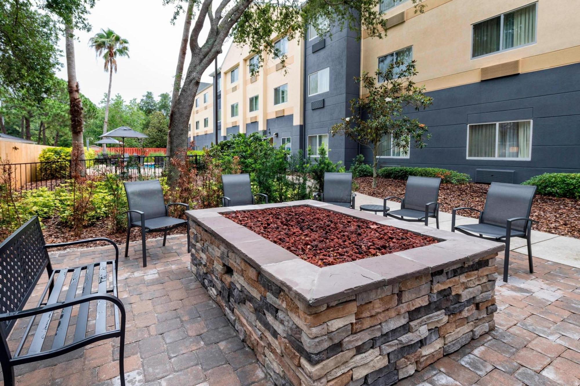 Fairfield Inn And Suites St Petersburg Clearwater Pinellas Park Exteriör bild