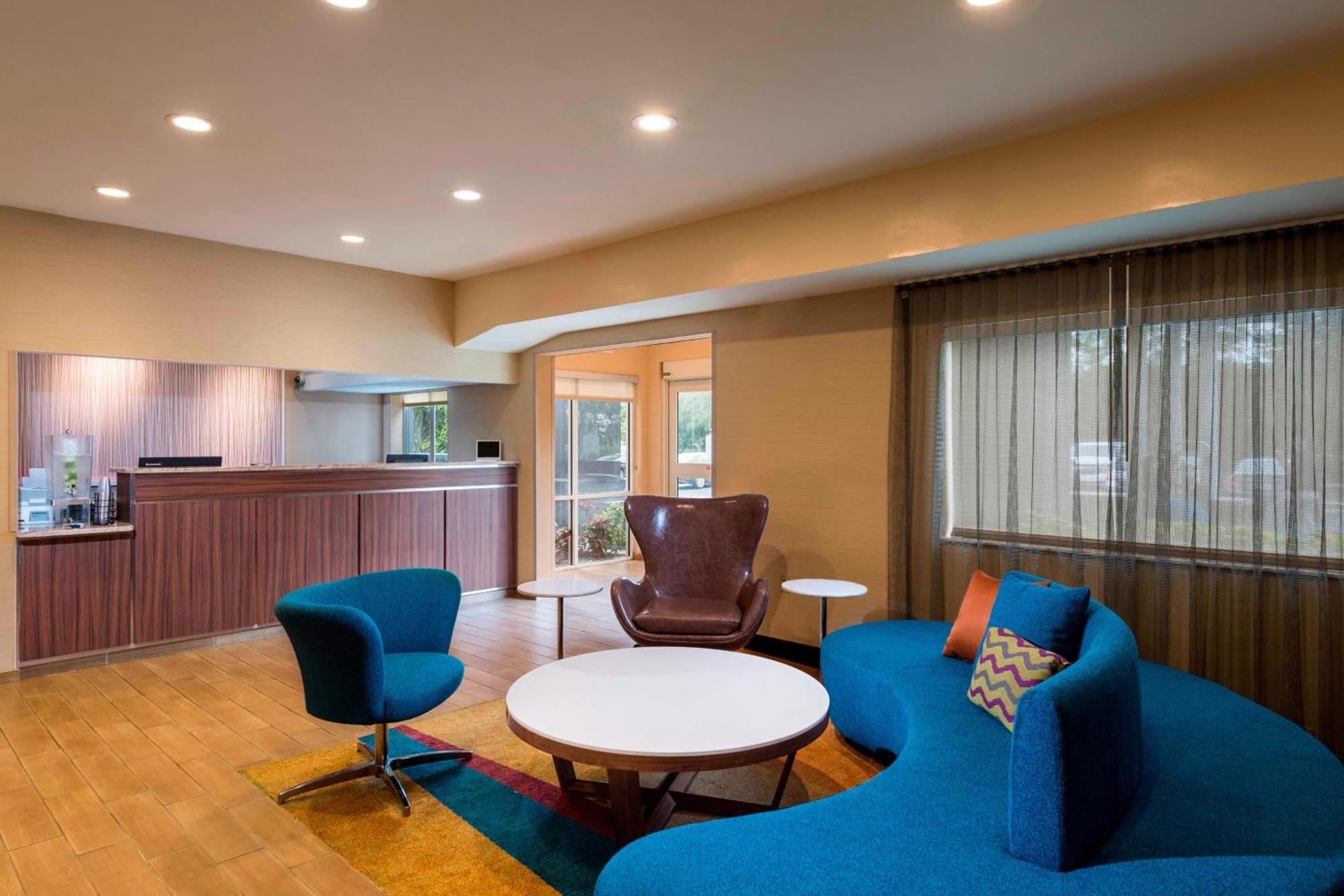 Fairfield Inn And Suites St Petersburg Clearwater Pinellas Park Exteriör bild